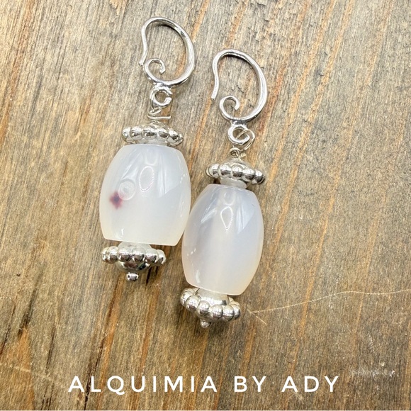 Alquimia Jewelry - Silver and big white agate barrels dangle statement Earrings